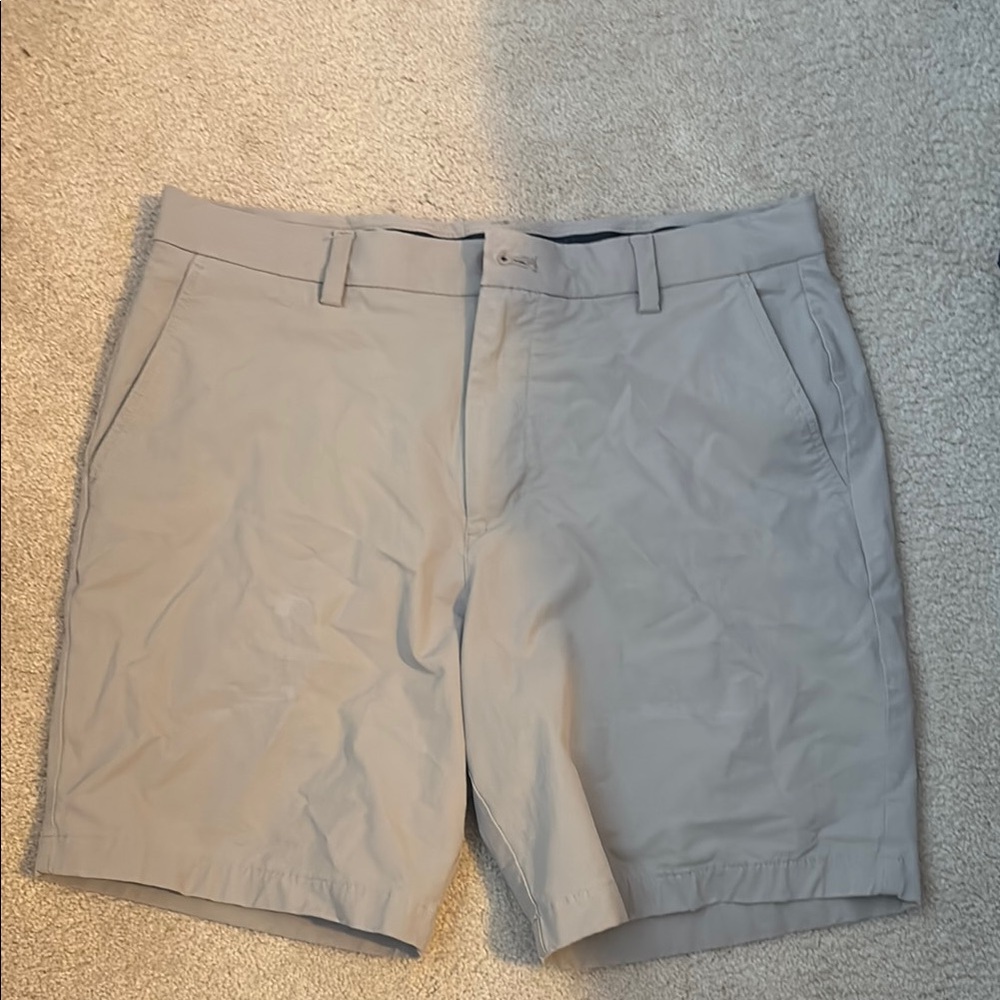 Men's tan Shorts